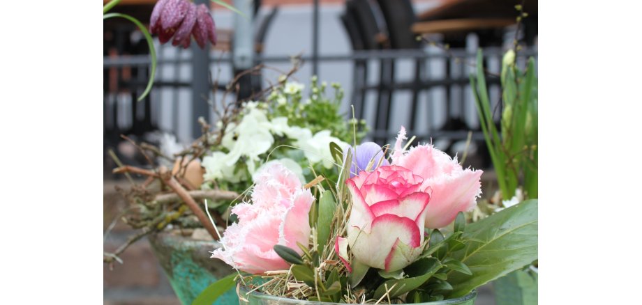 Frühlingshafter Blumenstauß